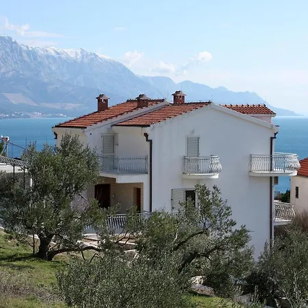 Apartment Apartments With A Parking Space Marusici, Omis - 962 Mimice