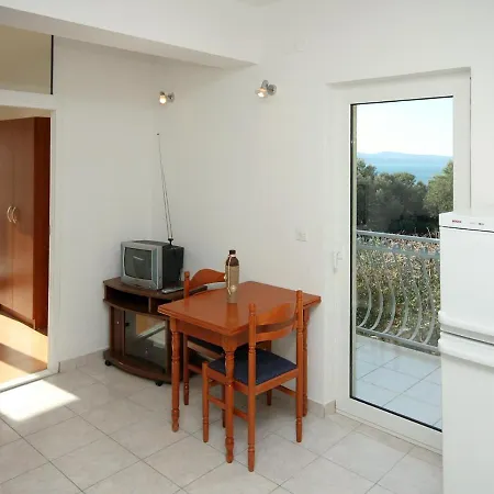 Apartments With A Parking Space Marusici, Omis - 962 Apartment Mimice