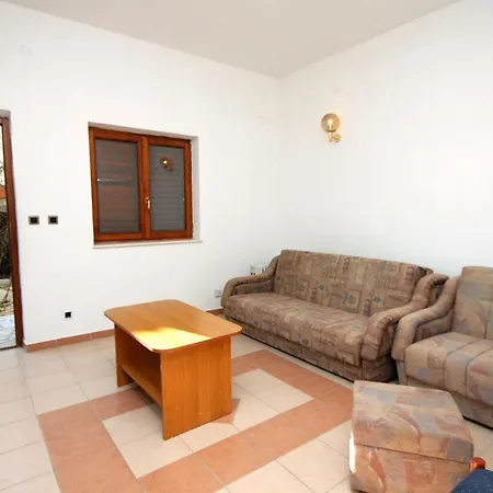 Apartment Apartments With A Parking Space Marusici, Omis - 962 Mimice
