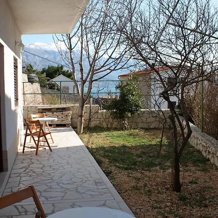 Apartments With A Parking Space Marusici, Omis - 962 Apartment Mimice