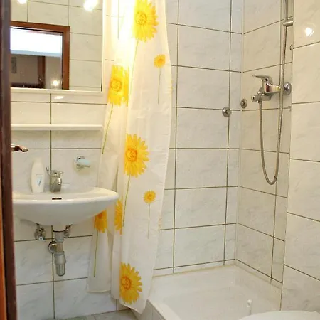 Apartment Apartments With A Parking Space Marusici, Omis - 962 *