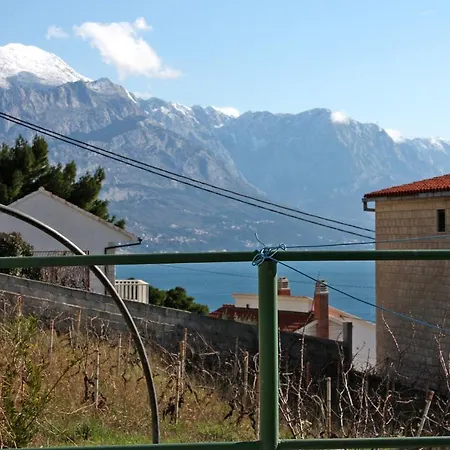 Apartments With A Parking Space Marusici, Omis - 962 *